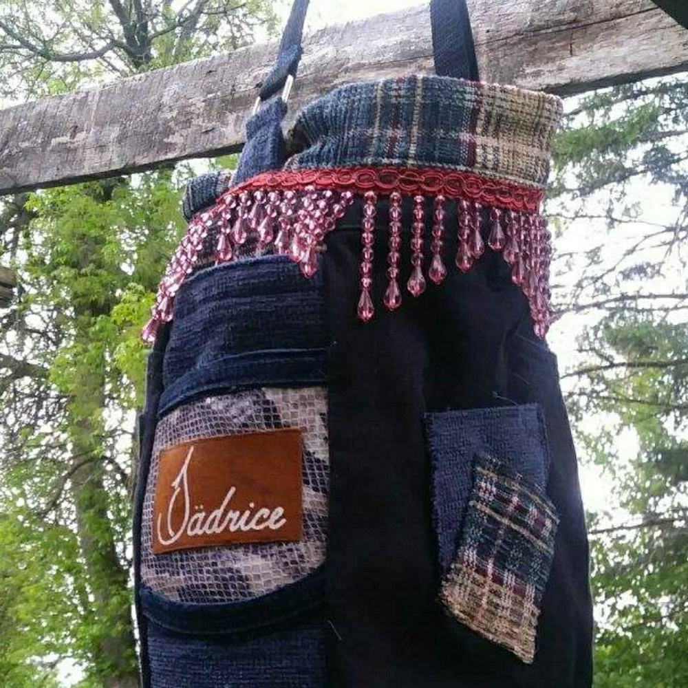 Handbag